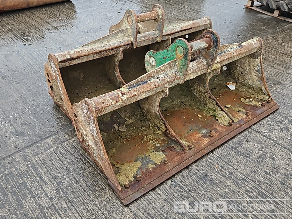 Rhinox 60", 60" Ditching Bucket 60mm Pin to suit 10-12 Ton Excavator - Cazo: foto 1 Rhinox 60", 60" Ditching Bucket 60mm Pin to suit 10-12 Ton Excavator - Cazo: foto 1