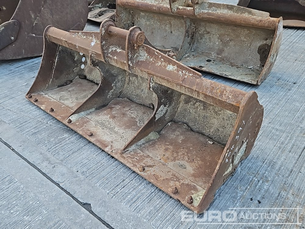 Rhinox 60" Ditching Bucket 45mm Pin to suit 4-6 Ton Excavator - Cazo: foto 1 Rhinox 60" Ditching Bucket 45mm Pin to suit 4-6 Ton Excavator - Cazo: foto 1
