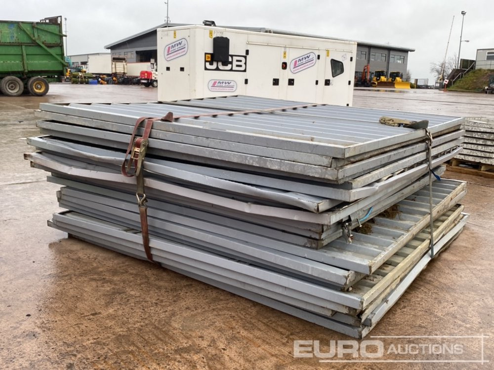 Solid Fence Panels (23 of) - Equipo de construcción: foto 2 Solid Fence Panels (23 of) - Equipo de construcción: foto 2