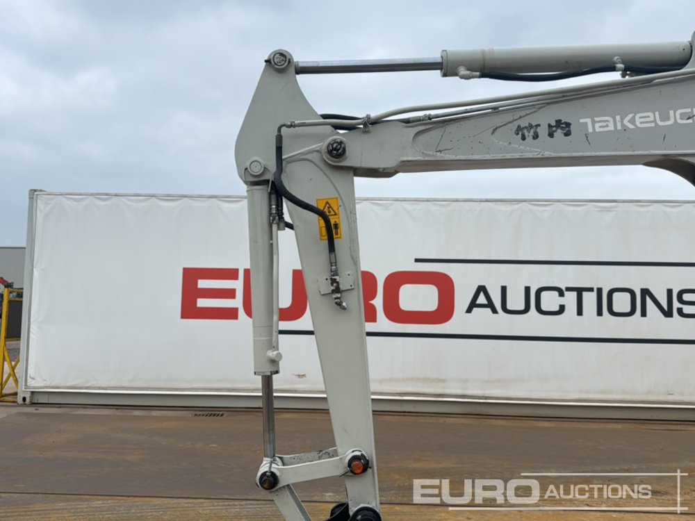 Miniexcavadora Takeuchi TB150C: foto 9