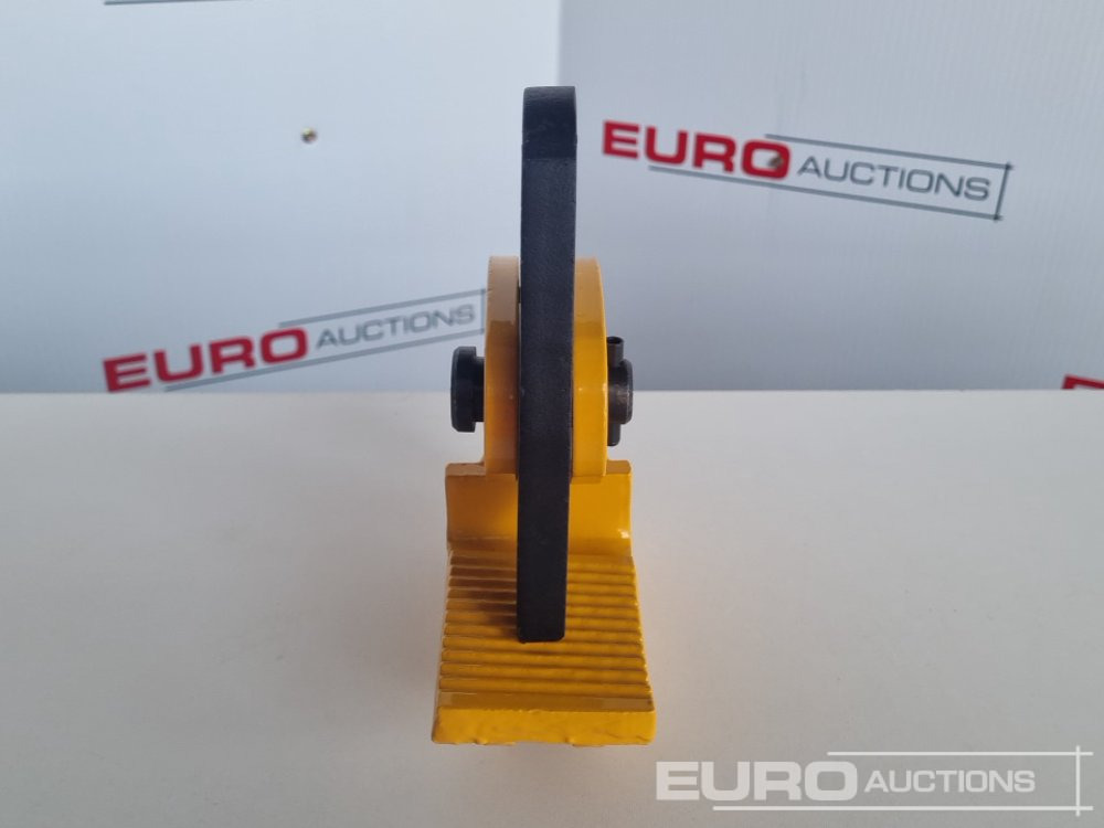 Unused 1 Ton PDB Horizontal Plate Lifting Clamp - Equipo de taller: foto 2 Unused 1 Ton PDB Horizontal Plate Lifting Clamp - Equipo de taller: foto 2