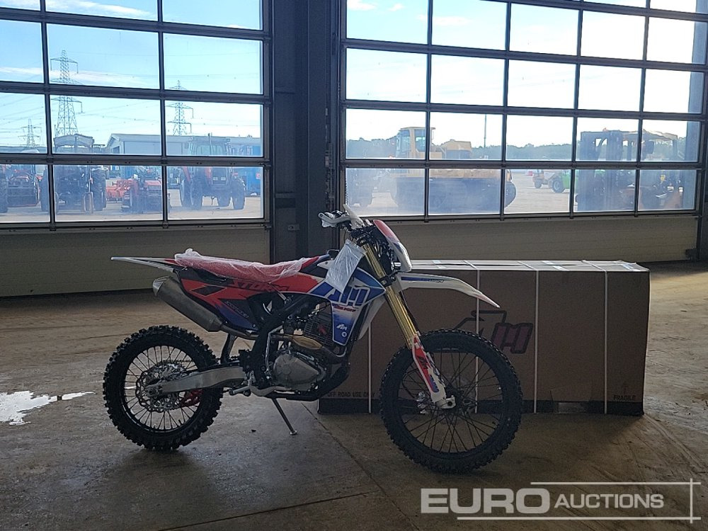Motocicleta Unused 2025 Apollo Storm 300cc Motorcross Bike, 21" Front, 18" Rear Tyres, Electric Start, Air Cooled, Hydraulic Suspension, Disc Brakes, Lighting Kit (UNASSEMBLED): foto 39