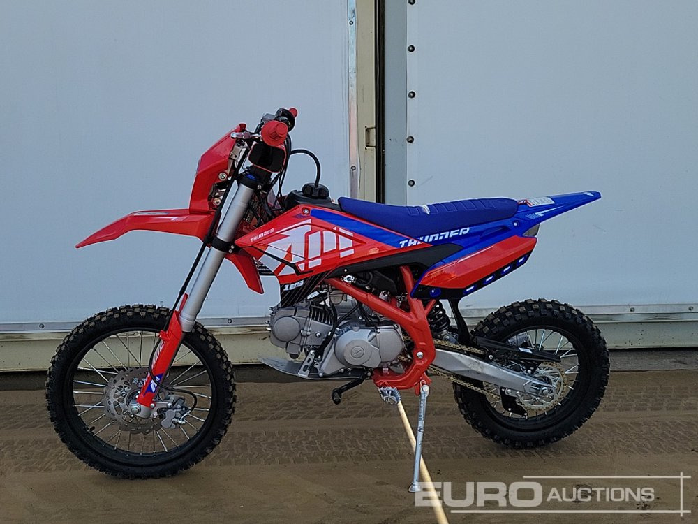 Unused 2025 Apollo Thunder 125cc Motorcross Bike, 17" Front, 14" Rear Tyres, Electric Start, Air Cooled, Hydraulic Suspension, Disc Brakes, Lighting Kit (UNASSEMBLED) - Motocicleta: foto 2 Unused 2025 Apollo Thunder 125cc Motorcross Bike, 17" Front, 14" Rear Tyres, Electric Start, Air Cooled, Hydraulic Suspension, Disc Brakes, Lighting Kit (UNASSEMBLED) - Motocicleta: foto 2