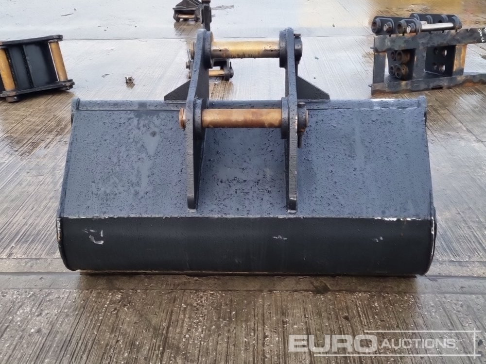 Unused 70" Scandinavian Bucket 65mm Pin to suit 13 Ton Excavator - Cazo: foto 4 Unused 70" Scandinavian Bucket 65mm Pin to suit 13 Ton Excavator - Cazo: foto 4