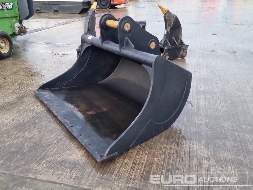 Unused 78" Scandinavian Bucket 80mm Pin to suit 20 Ton Excavator - Cazo: foto 1 Unused 78" Scandinavian Bucket 80mm Pin to suit 20 Ton Excavator - Cazo: foto 1