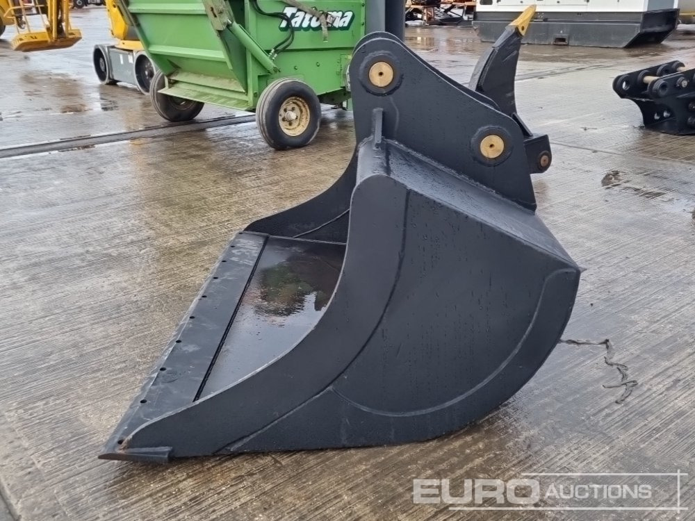 Unused 78" Scandinavian Bucket 80mm Pin to suit 20 Ton Excavator - Cazo: foto 2 Unused 78" Scandinavian Bucket 80mm Pin to suit 20 Ton Excavator - Cazo: foto 2