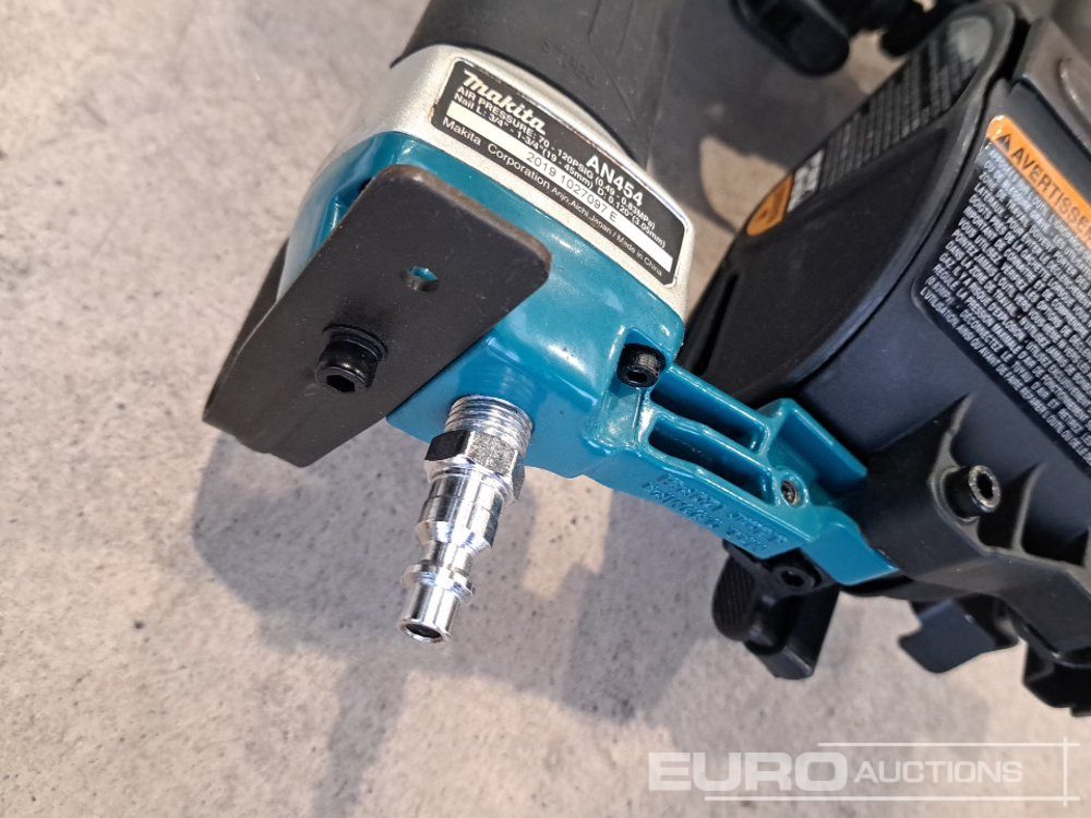 Equipo de construcción Unused Makita AN454 Prenumatic Nailer (Body Only): foto 15