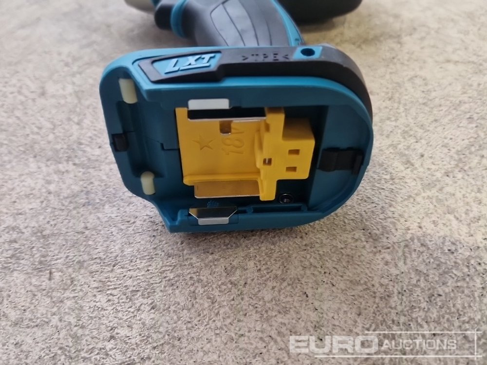 Equipo de construcción Unused Makita DTW190 18V 1/2" Li-Ion LXT Impact Wrench (Body Only): foto 13