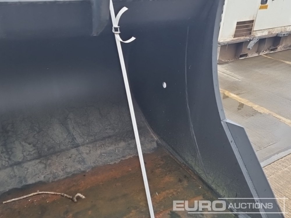 Cazo nuevo Unused Miller 70" Digging Bucket 90mm Pin to suit 30 Ton Excavator: foto 9