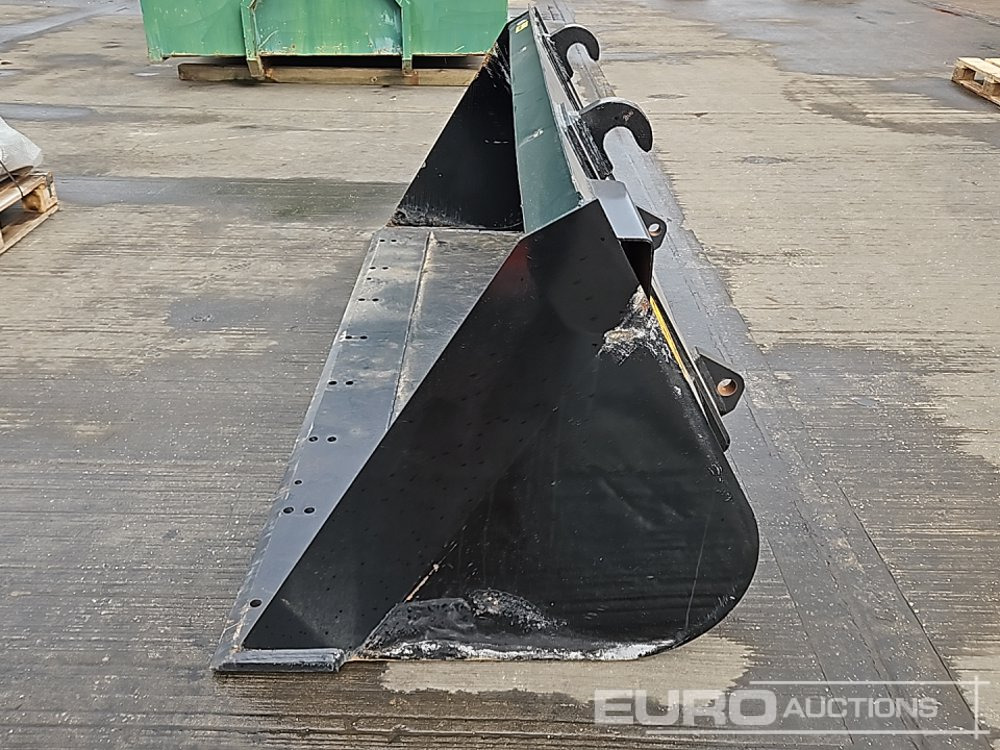 Unused Strickland 90" Loading Bucket to suit JCB Telehandler - Cazo: foto 2 Unused Strickland 90" Loading Bucket to suit JCB Telehandler - Cazo: foto 2