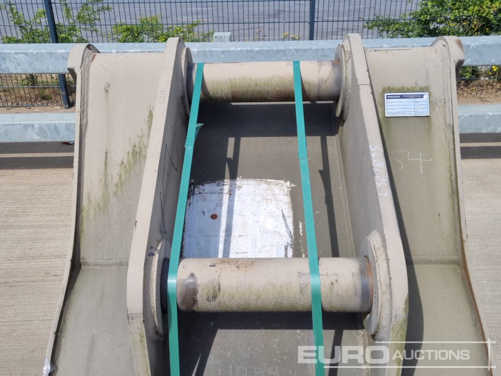 Cazo nuevo Volvo 36" Scoop Bucket 90mm Pin to suit 30 Ton Excavator: foto 12