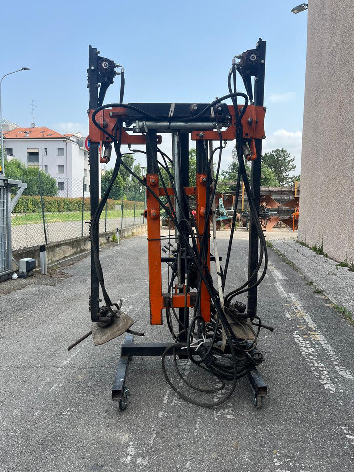 Cimatrice usata Rinieri doppia - Desbrozadora de martillos/ Trituradora: foto 1 Cimatrice usata Rinieri doppia - Desbrozadora de martillos/ Trituradora: foto 1