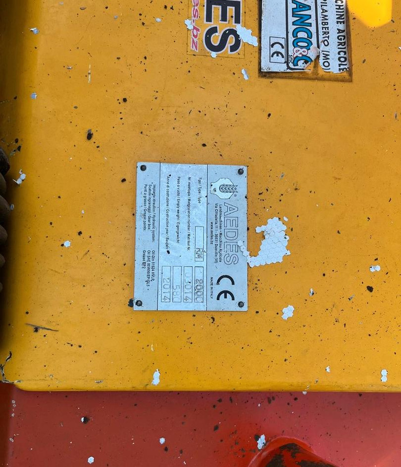 Tosaerba usato Aedes RM2000 - Desbrozadora de martillos: foto 2 Tosaerba usato Aedes RM2000 - Desbrozadora de martillos: foto 2