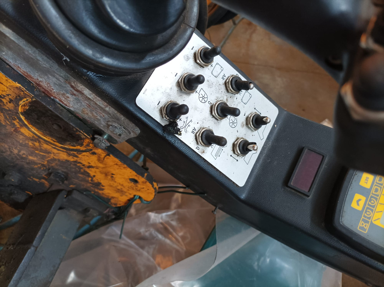 Vendemmiatrice usata Grégoire G60I - Vendimiadora: foto 5 Vendemmiatrice usata Grégoire G60I - Vendimiadora: foto 5