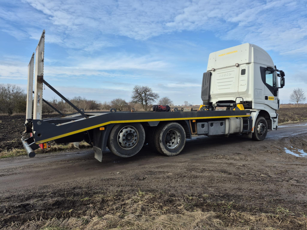 IVECO Stralis 420 - Camión portavehículos: foto 3 IVECO Stralis 420 - Camión portavehículos: foto 3