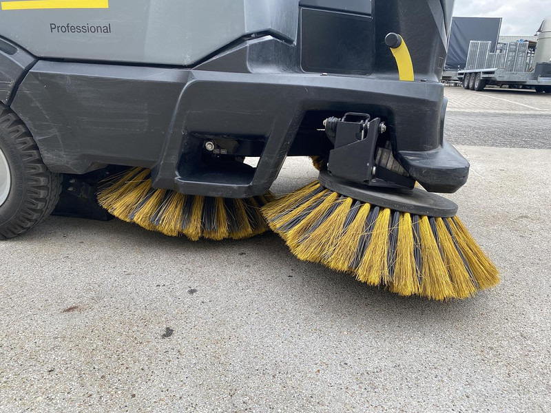 Barredora vial Kärcher KM 105/110 R Bp, Veegmachine, hoogkieper: foto 16