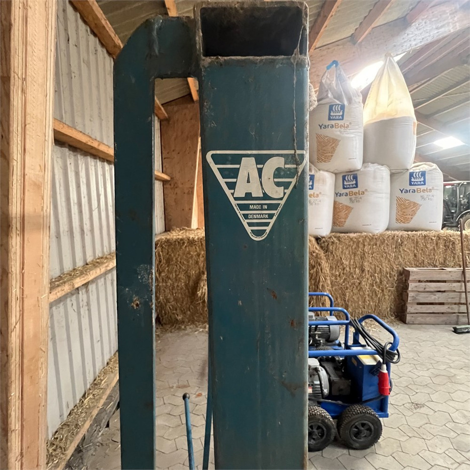 AC Hydraulic WT 1000 - Máquina herramienta: foto 5 AC Hydraulic WT 1000 - Máquina herramienta: foto 5