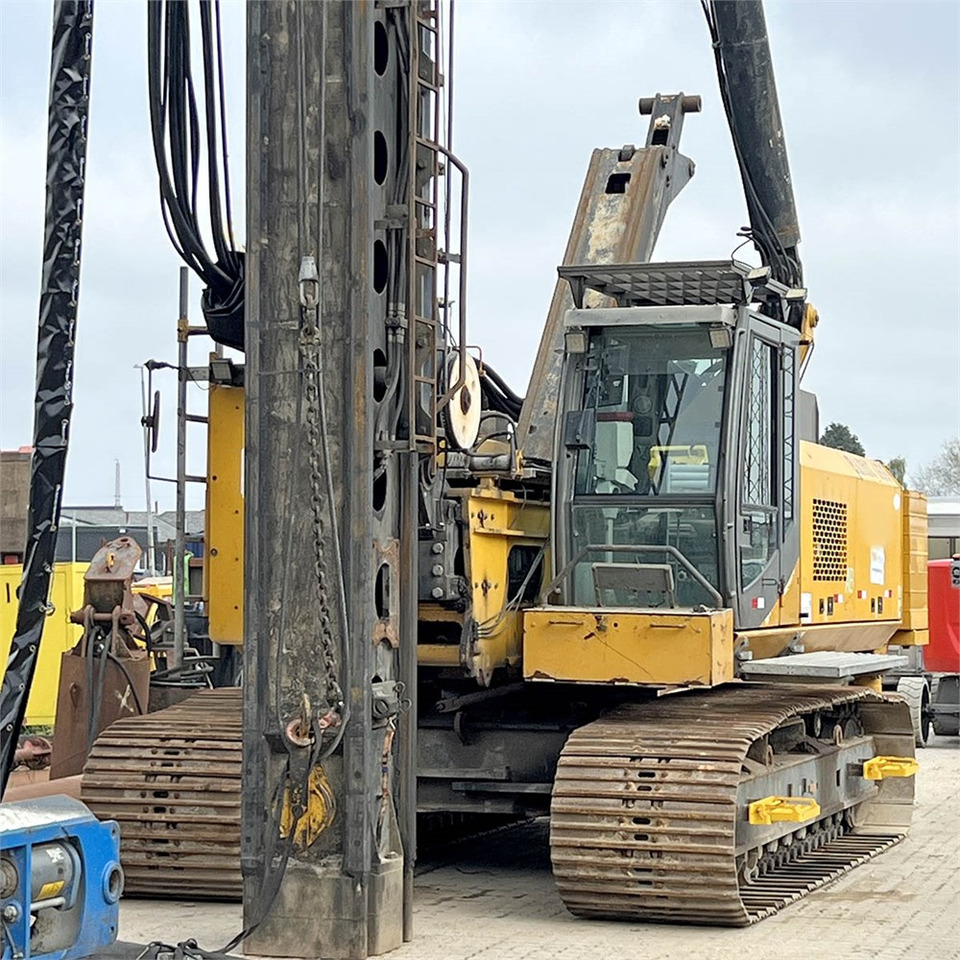 Banut 655 - Martillo de hinca de pilotes: foto 5 Banut 655 - Martillo de hinca de pilotes: foto 5