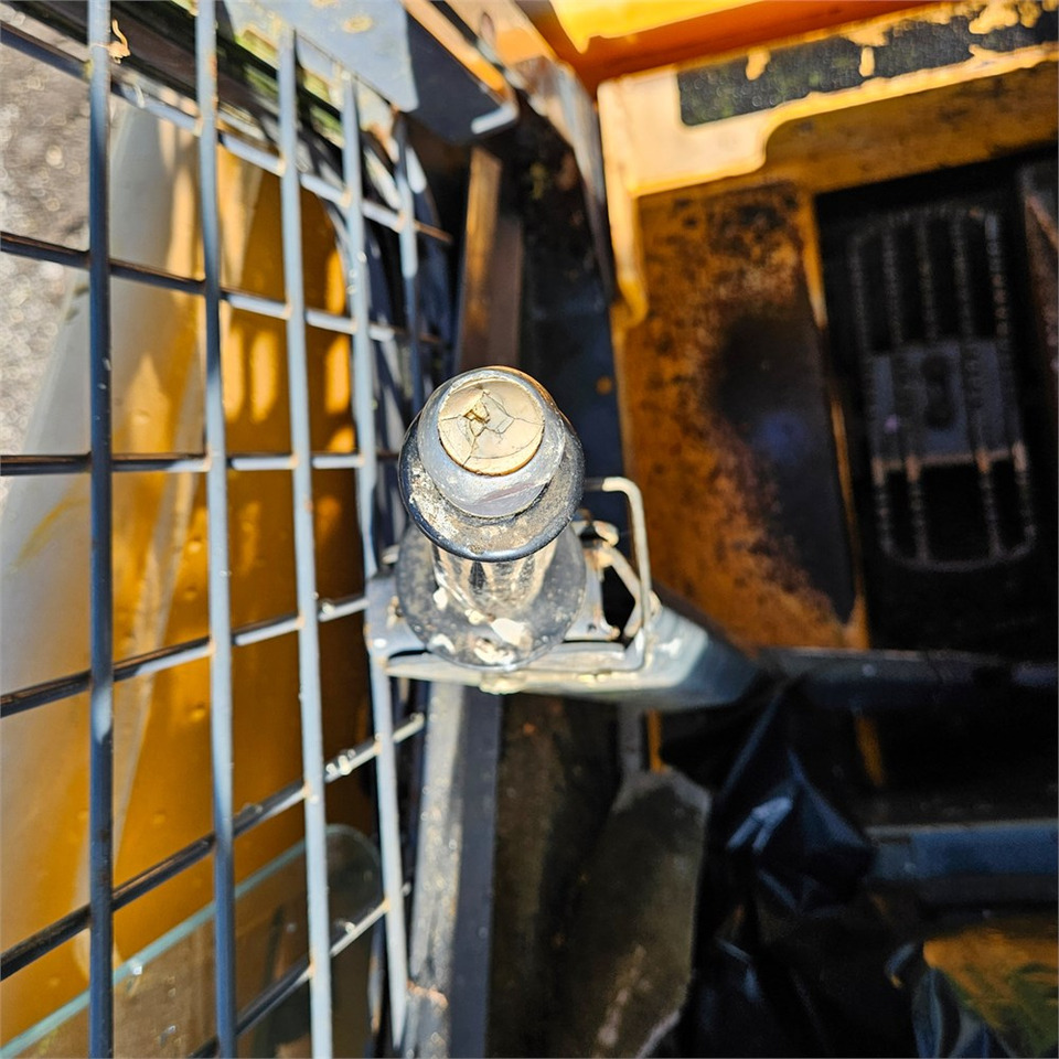 Minicargadora Bobcat Mustang 2044: foto 16