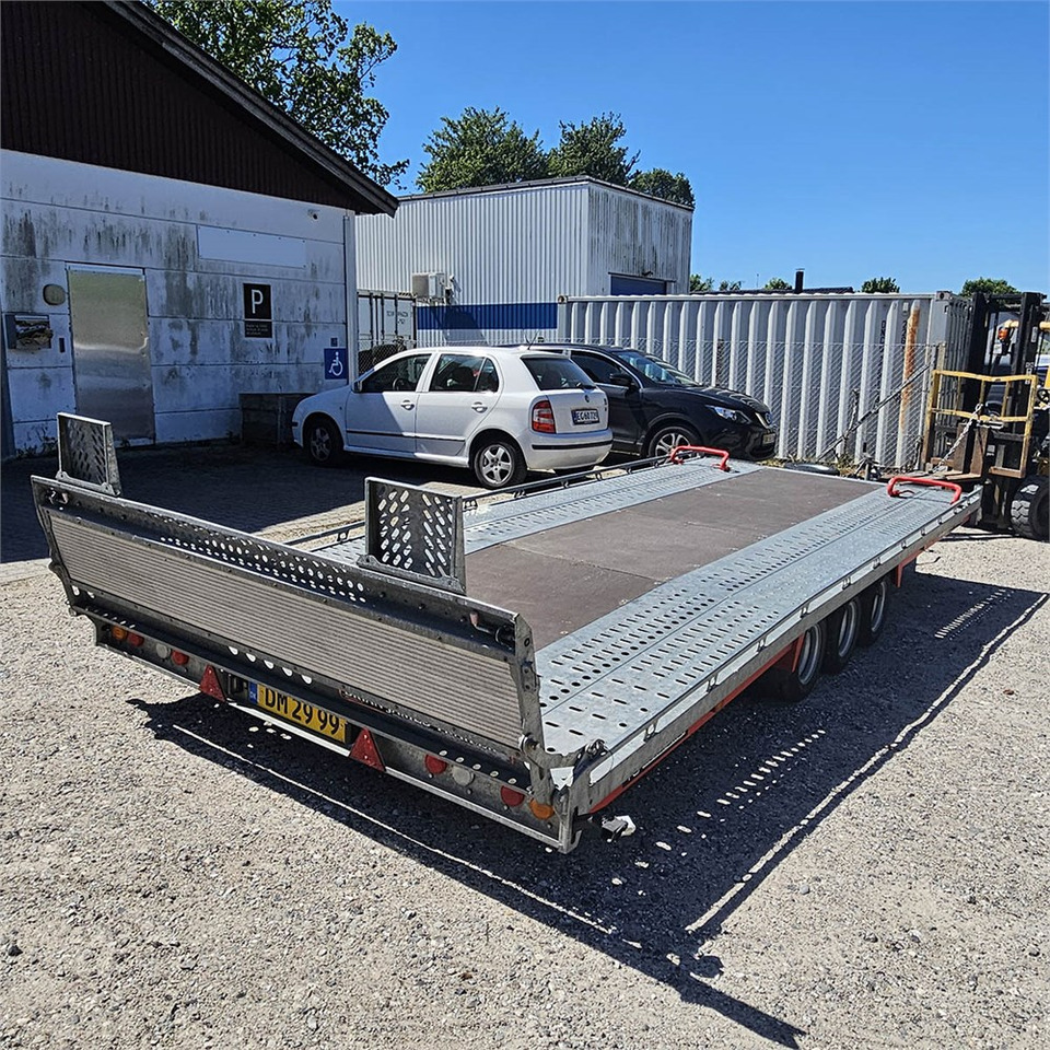 Brian James T6 Transporter - Remolque de coche: foto 5 Brian James T6 Transporter - Remolque de coche: foto 5