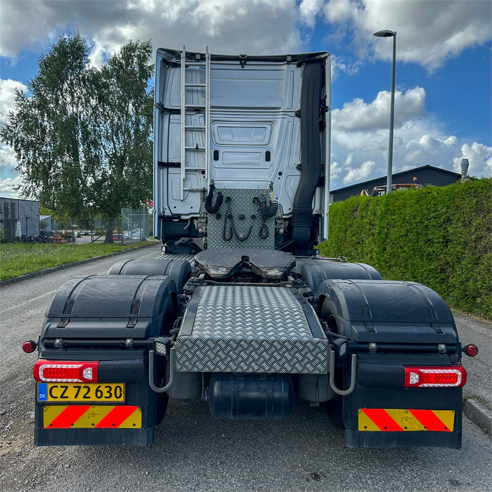 Mercedes 2653 LSDNA 6X2 Gigaspace - Cabeza tractora: foto 4 Mercedes 2653 LSDNA 6X2 Gigaspace - Cabeza tractora: foto 4