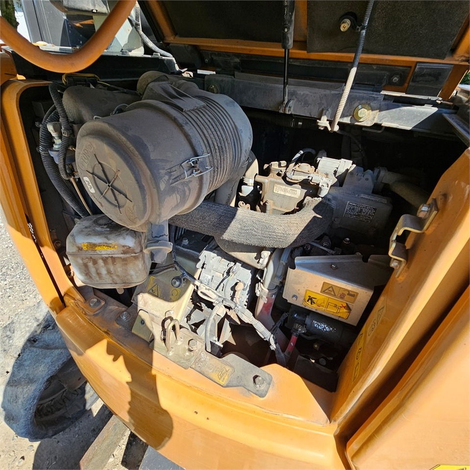 Miniexcavadora Case CX75C SR: foto 33