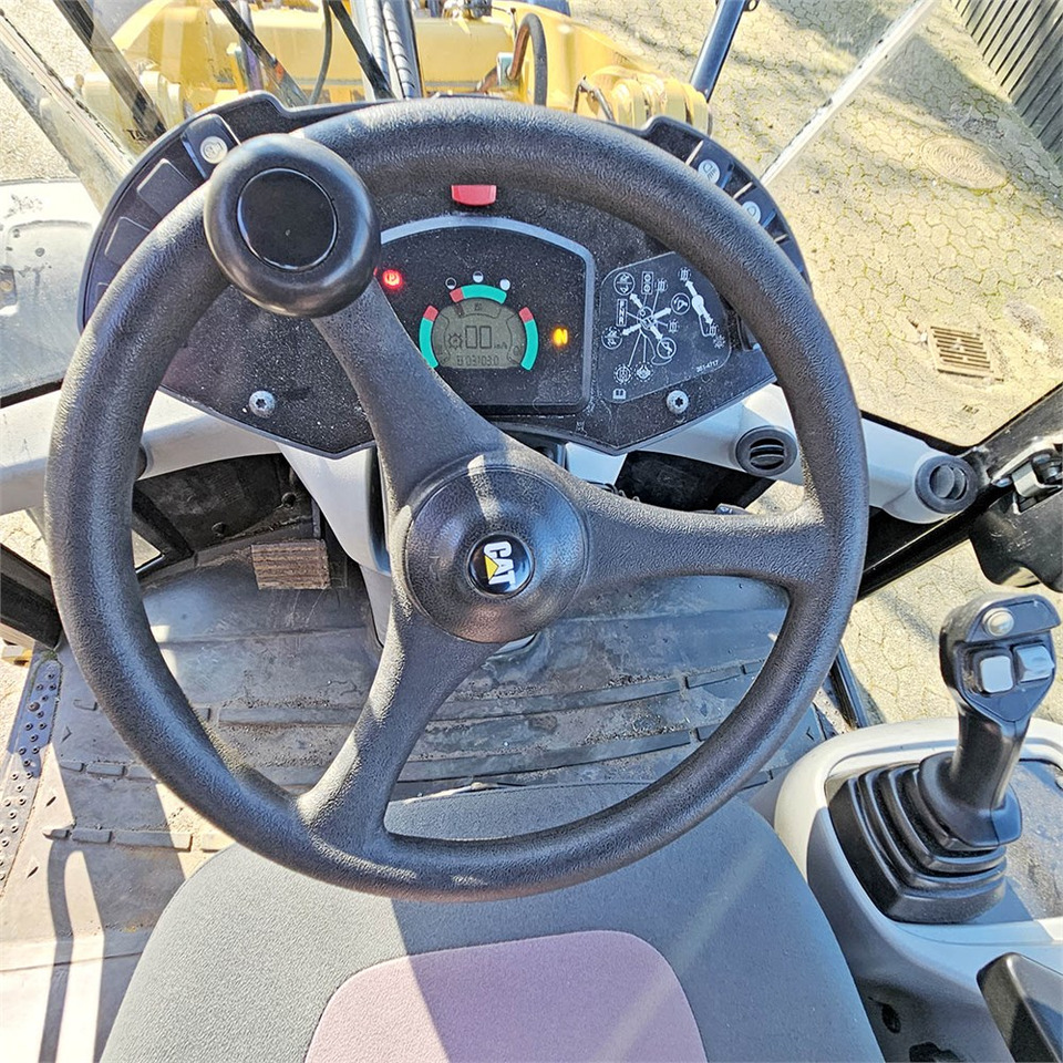 Cargadora de ruedas Caterpillar 908 H2: foto 9