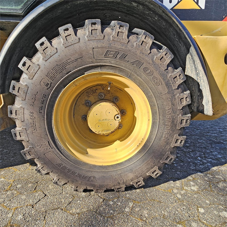 Cargadora de ruedas Caterpillar 908 H2: foto 41