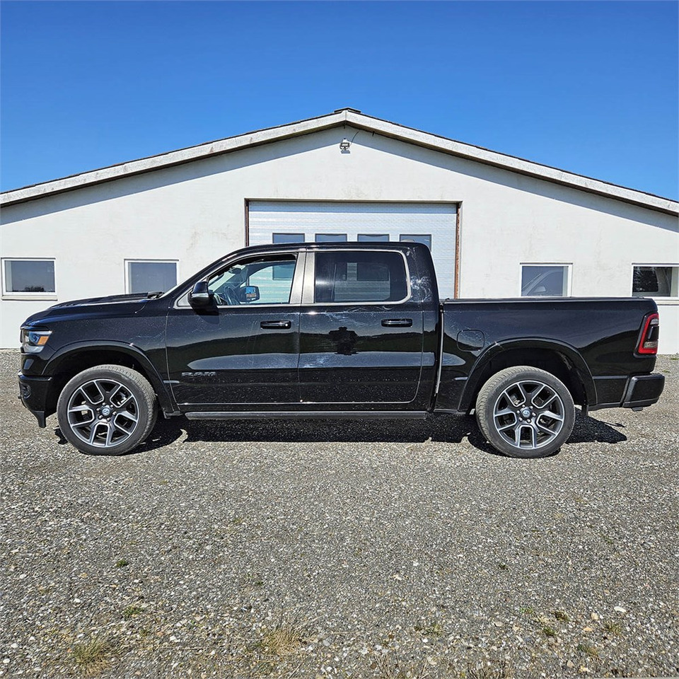Dodge RAM - Pick-up: foto 2 Dodge RAM - Pick-up: foto 2