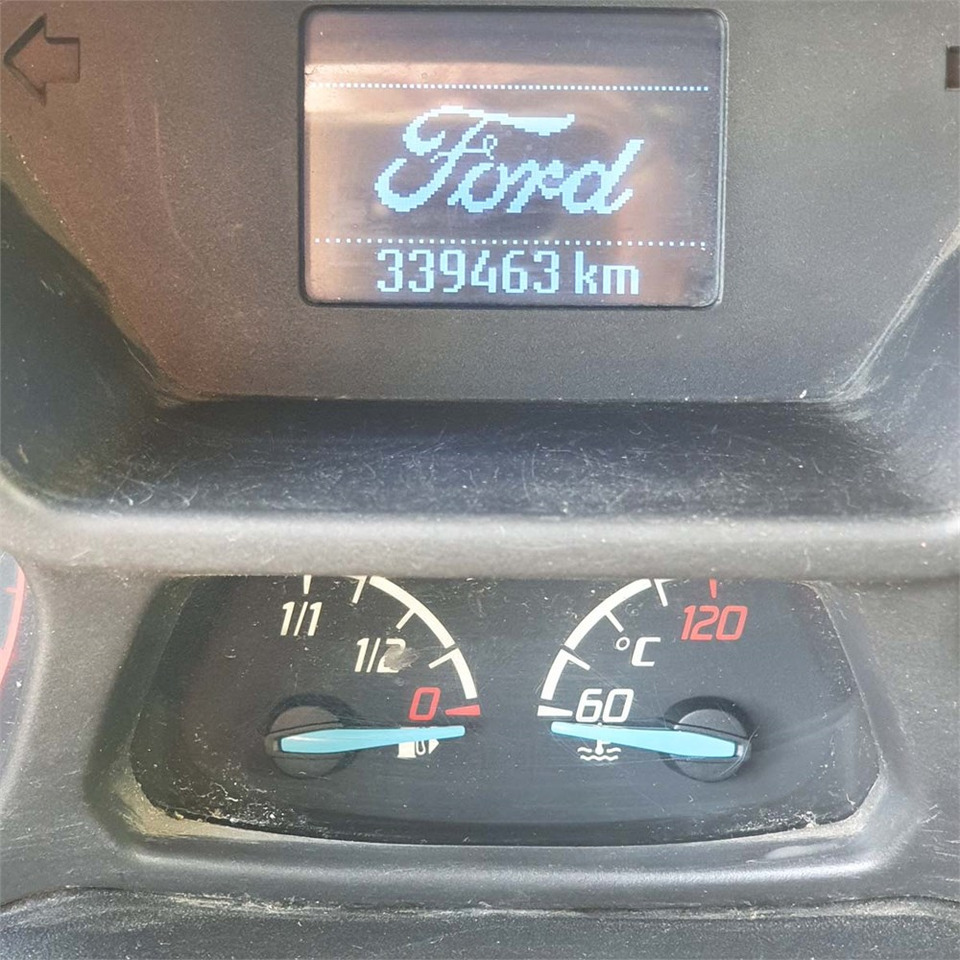 Furgoneta pequeña Ford Transit Connect 1.6 Tdci: foto 22 Furgoneta pequeña Ford Transit Connect 1.6 Tdci: foto 22