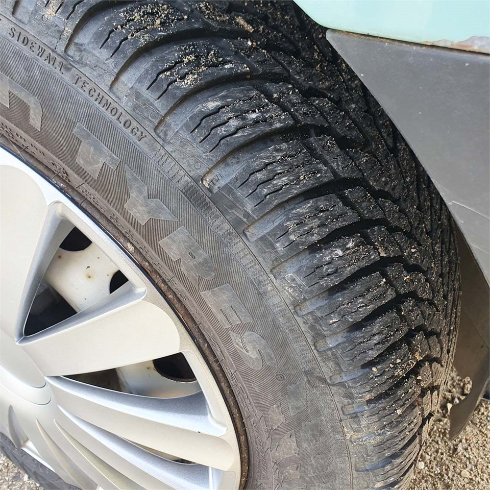 Furgoneta pequeña Ford Transit Connect 1.6 Tdci: foto 27 Furgoneta pequeña Ford Transit Connect 1.6 Tdci: foto 27