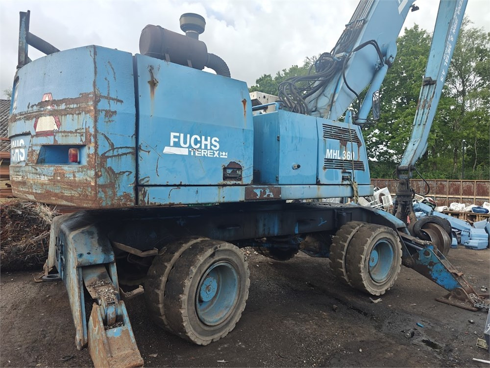 Fuchs MHL360 - Manipulador de materiales: foto 2 Fuchs MHL360 - Manipulador de materiales: foto 2