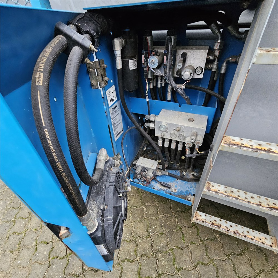 Plataforma de tijeras Genie GS-5390: foto 25