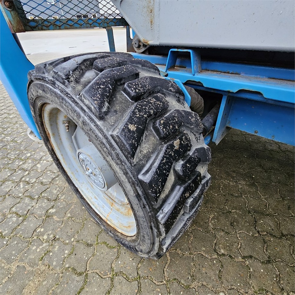 Plataforma de tijeras Genie GS-5390: foto 32