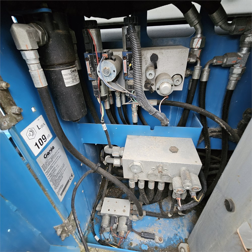 Plataforma de tijeras Genie GS-5390: foto 26