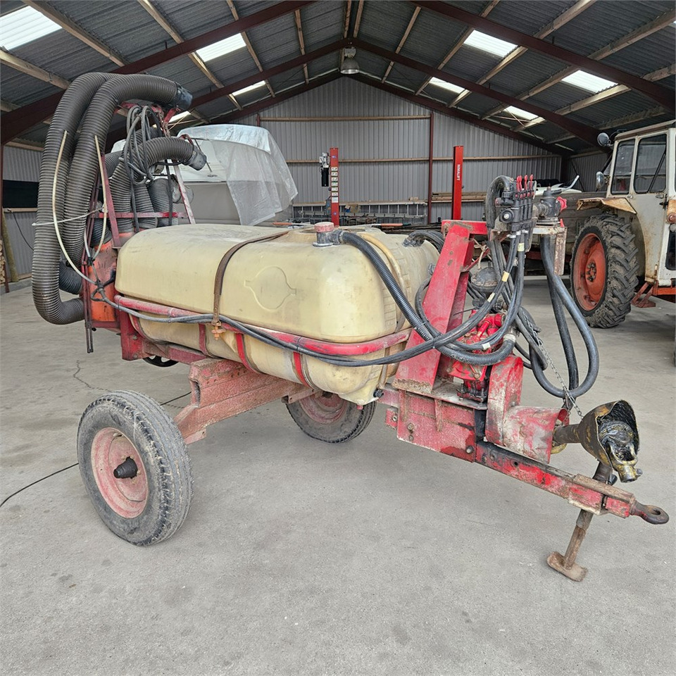 Hardi 800 l - Pulverizador: foto 1 Hardi 800 l - Pulverizador: foto 1