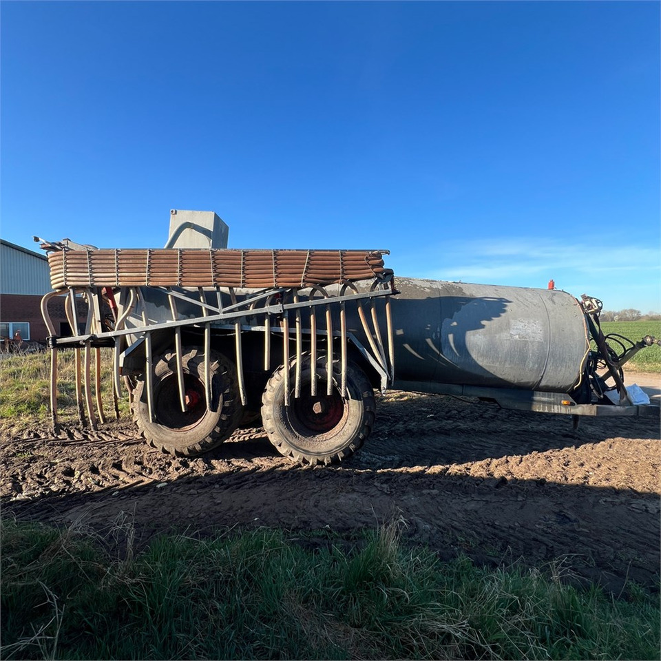 Harsø HV 615 - Maquinaria para fertilización: foto 1 Harsø HV 615 - Maquinaria para fertilización: foto 1