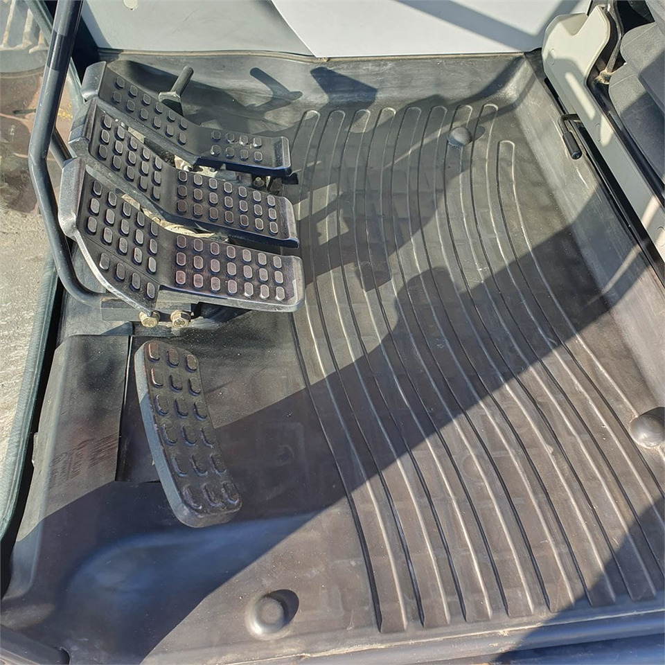 Leasing de Hitachi Hitachi ZX250 LC-5B Hitachi Hitachi ZX250 LC-5B: foto 20