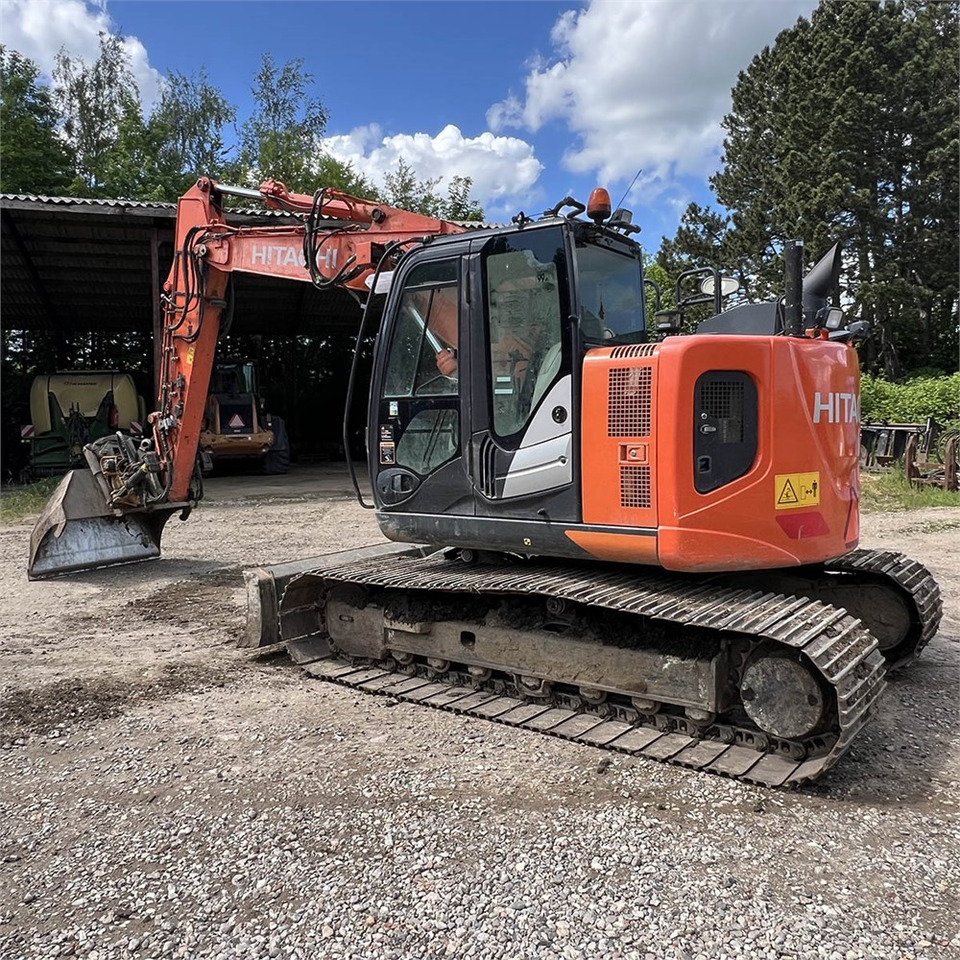 Hitachi ZX135 US-6 - Excavadora de cadenas: foto 2 Hitachi ZX135 US-6 - Excavadora de cadenas: foto 2
