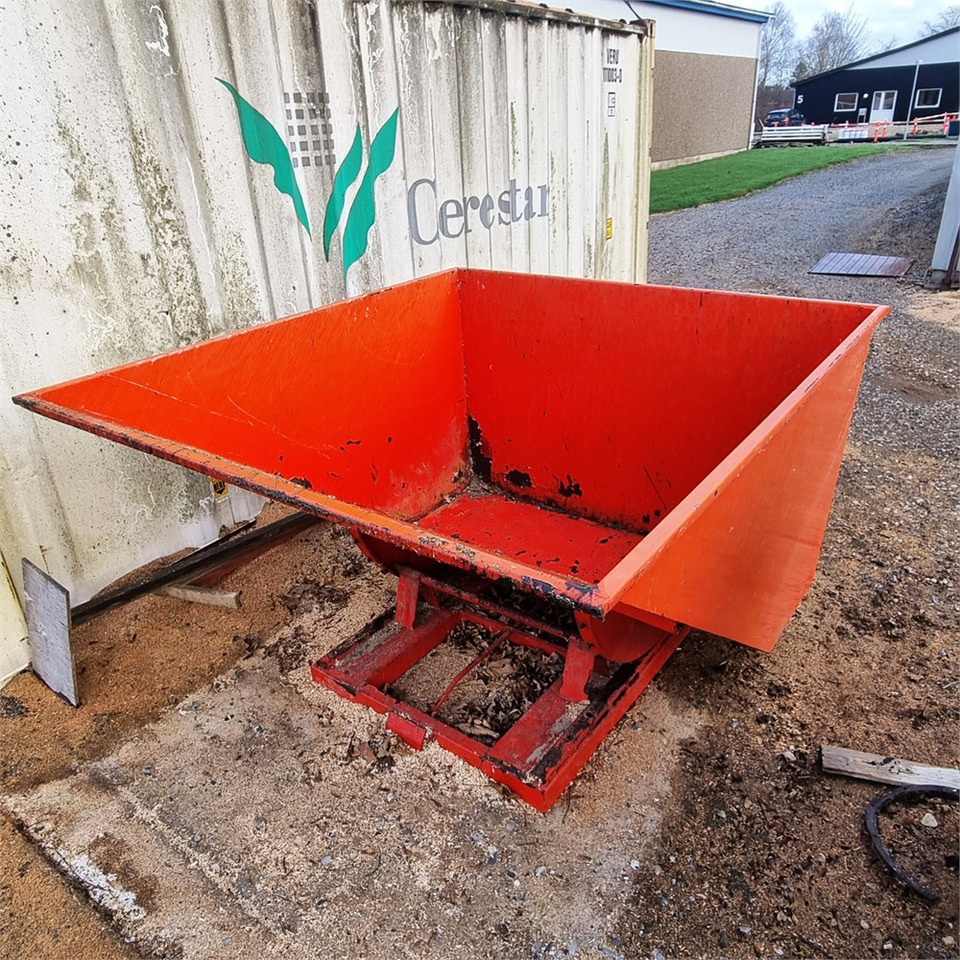 ABC Tip container - Implemento: foto 1 ABC Tip container - Implemento: foto 1