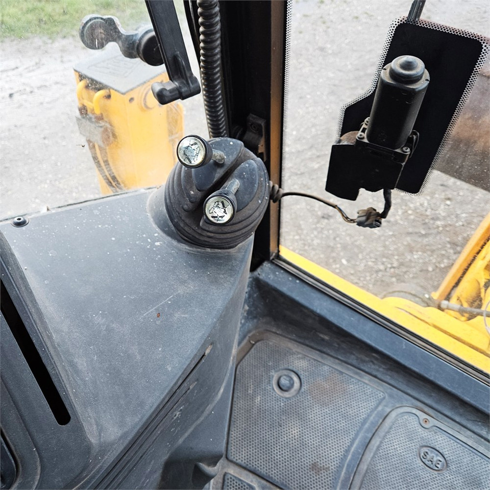 Retroexcavadora JCB 4CX: foto 23 Retroexcavadora JCB 4CX: foto 23