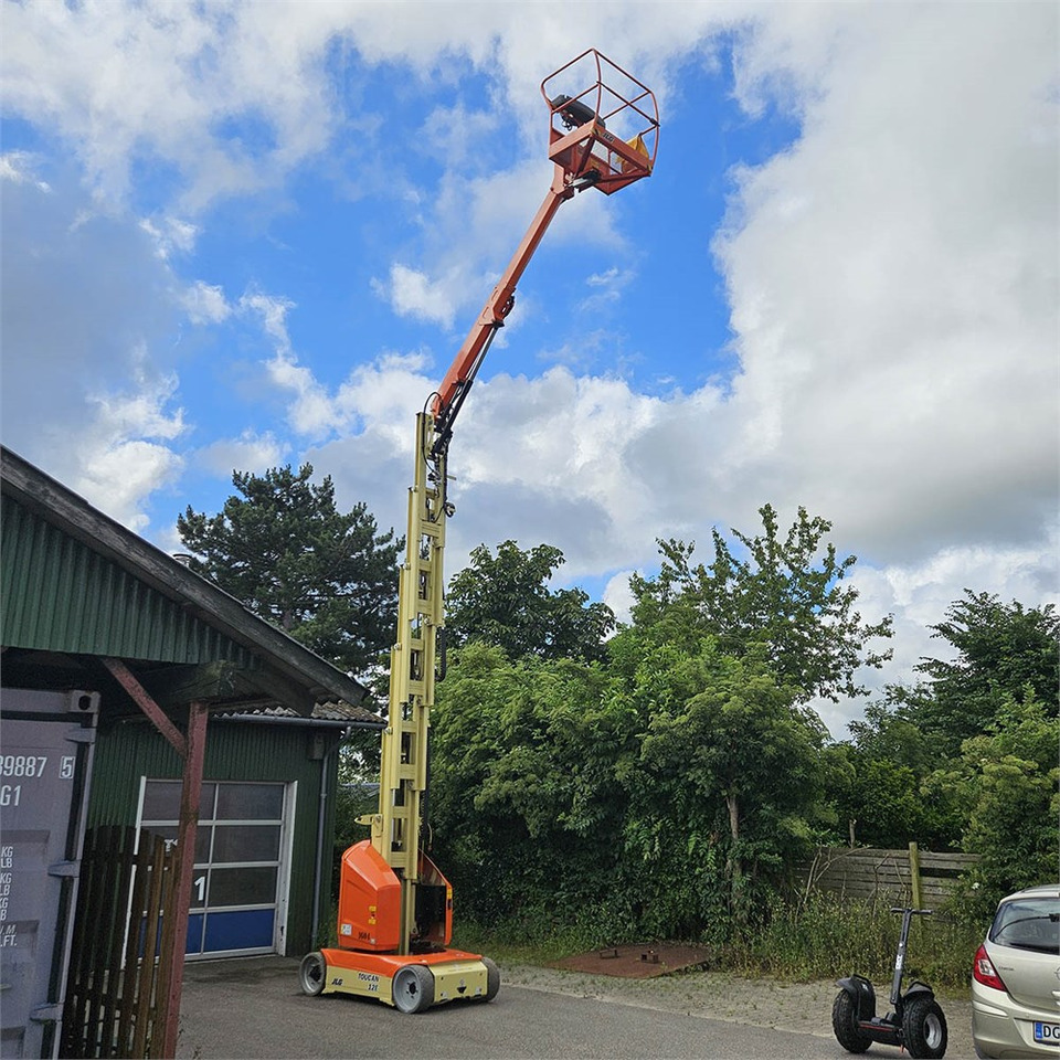 JLG Toucan 12 E - Plataforma de mástil vertical: foto 4 JLG Toucan 12 E - Plataforma de mástil vertical: foto 4