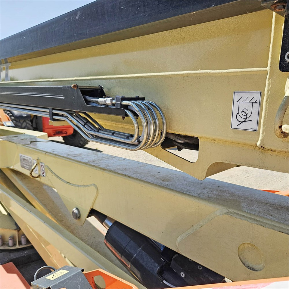 Plataforma araña JLG X 23 J: foto 13