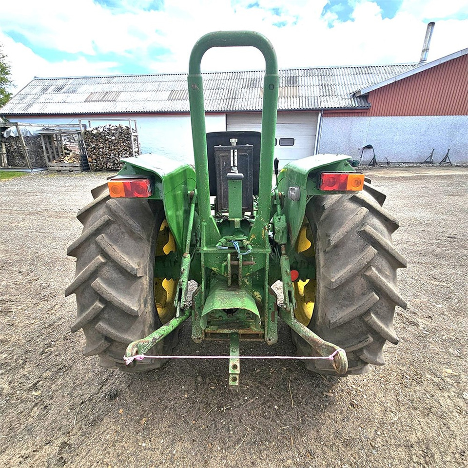 John Deere 1630 OU - Tractor: foto 4 John Deere 1630 OU - Tractor: foto 4