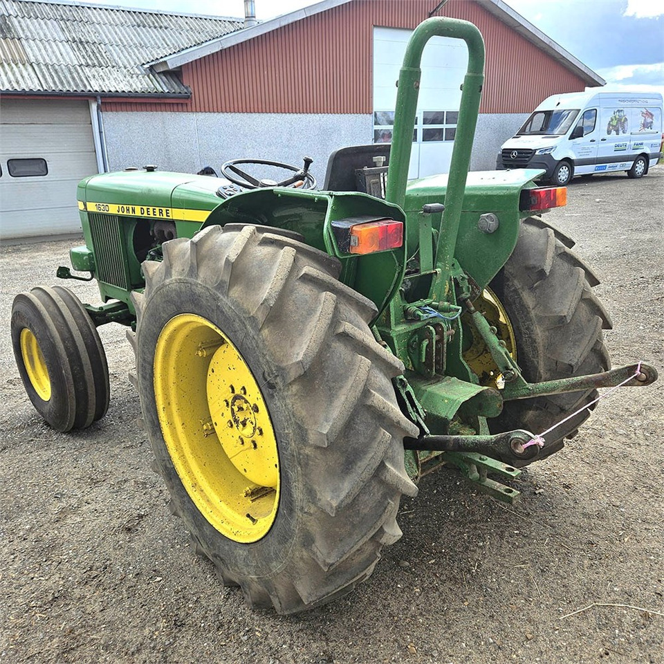 John Deere 1630 OU - Tractor: foto 5 John Deere 1630 OU - Tractor: foto 5