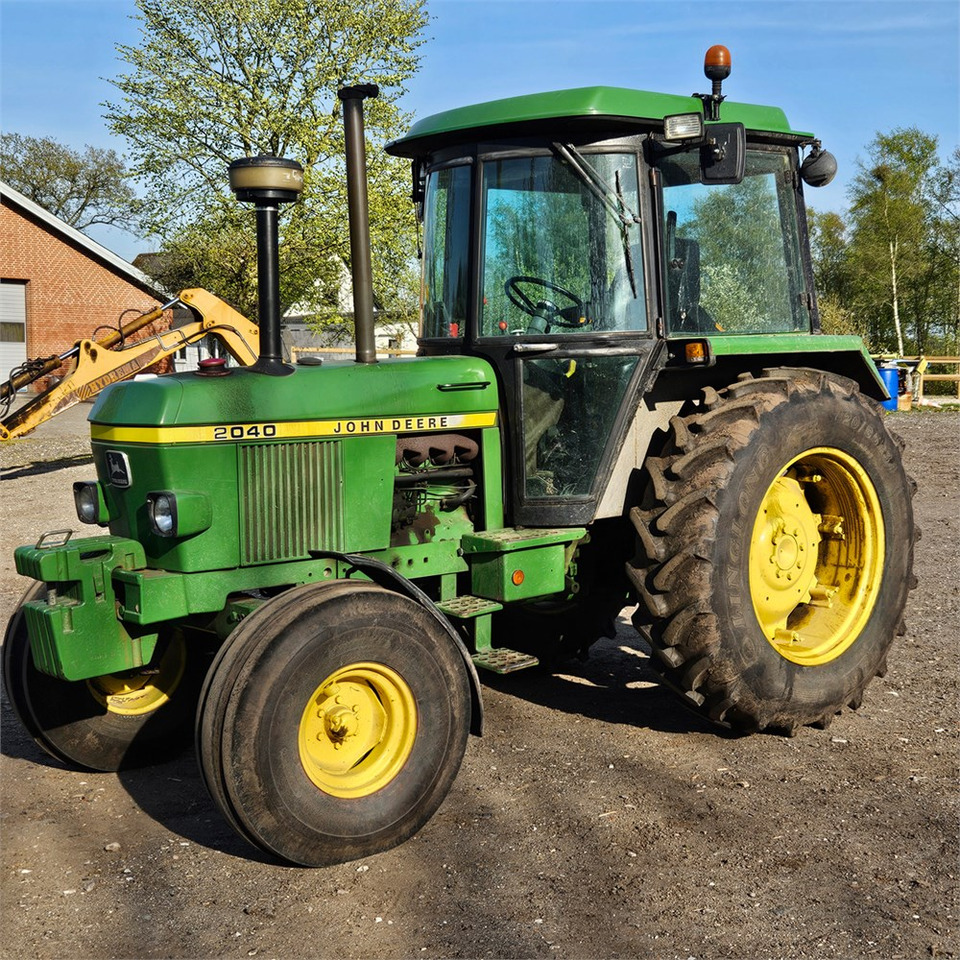John Deere 2040 - Tractor: foto 1 John Deere 2040 - Tractor: foto 1