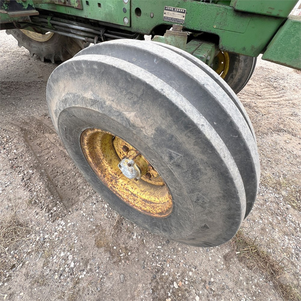 Tractor John Deere 2140: foto 33