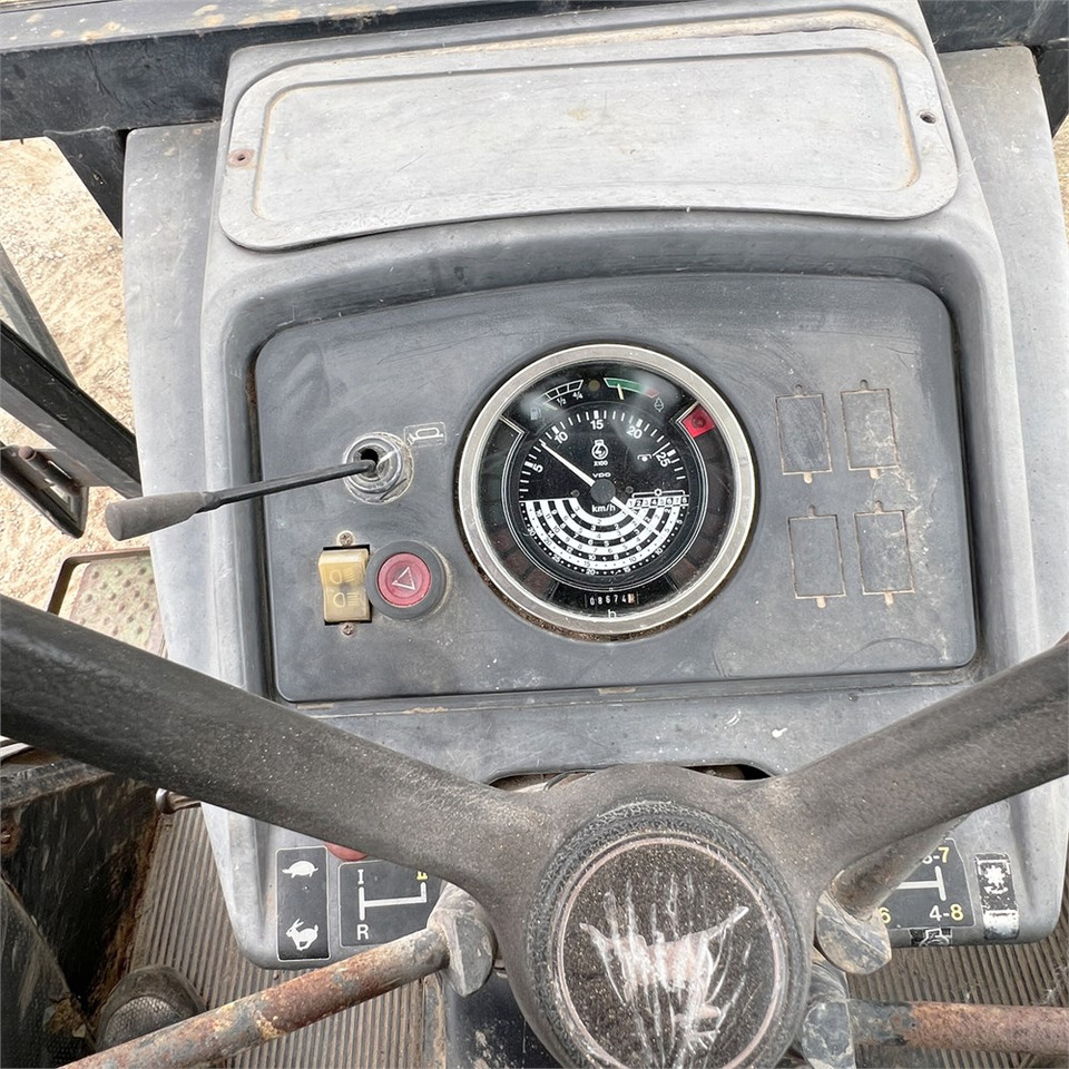 Tractor John Deere 2140: foto 22