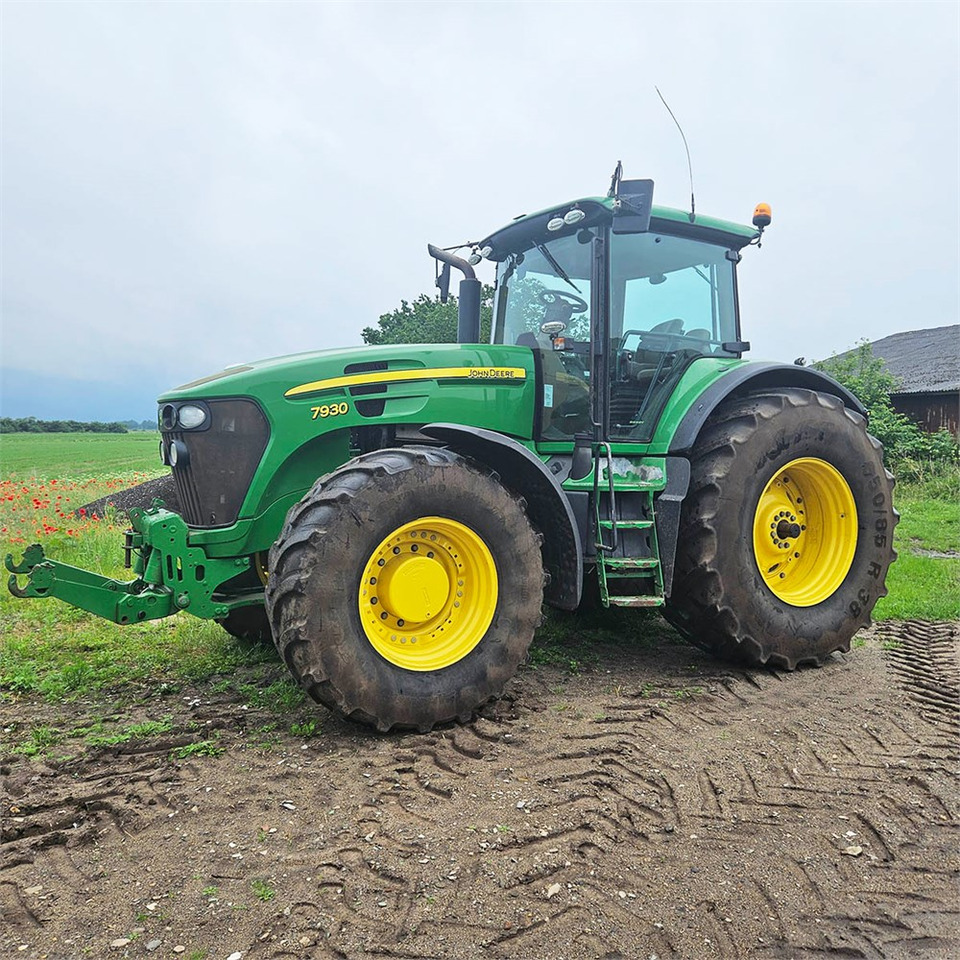 John Deere 7930 - Tractor: foto 1 John Deere 7930 - Tractor: foto 1