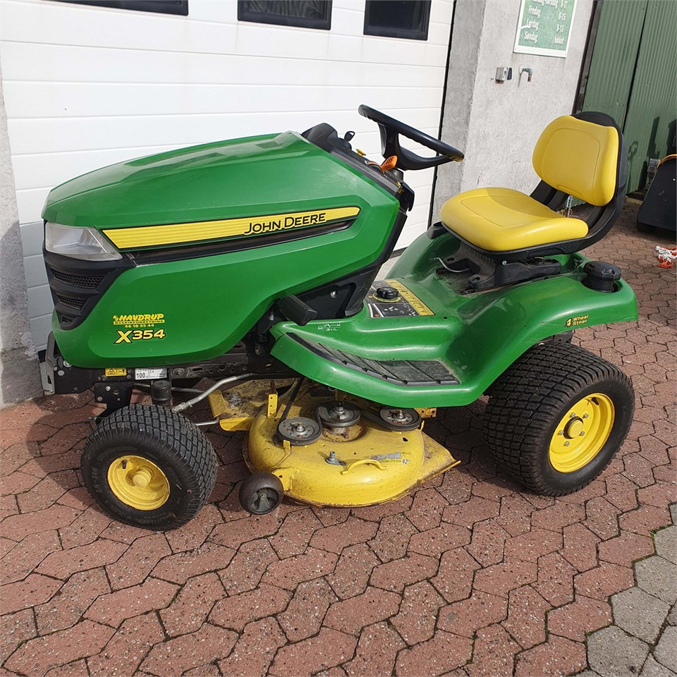 John Deere X354 - Cortacésped: foto 2 John Deere X354 - Cortacésped: foto 2